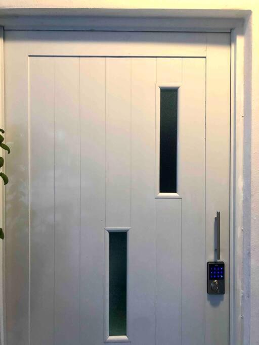 Spacius 4Br Home In Trendy Loiza St, Near Beach ซานฮวน ภายนอก รูปภาพ